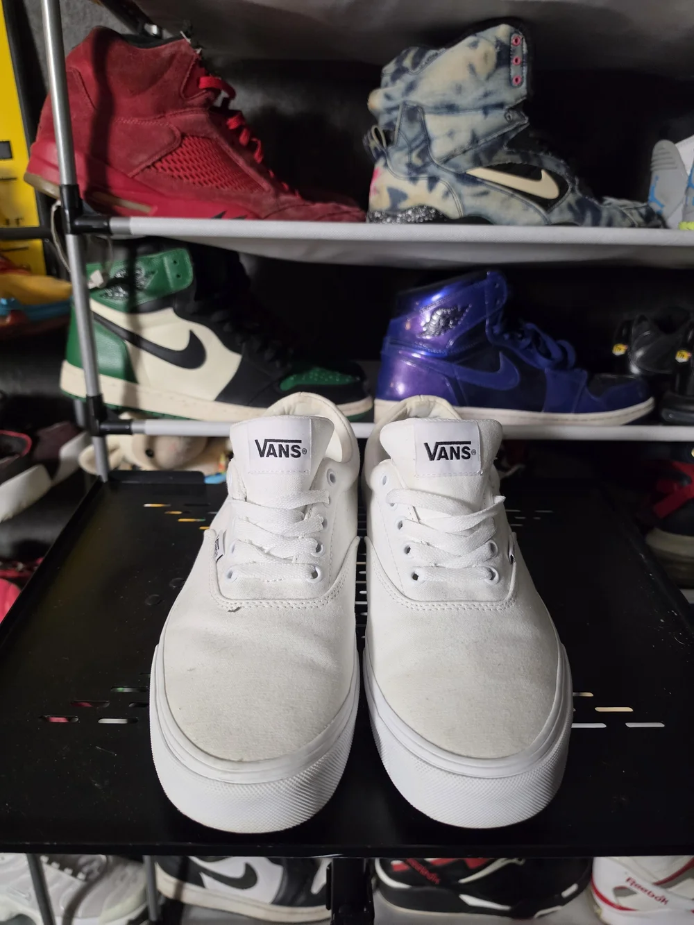 🔥 Vans Men Size 10.5 Classic Low White Canvas Sneakers